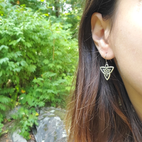 New Handmade Silver Celtic Triangle Earrings - Picture 6 of 13